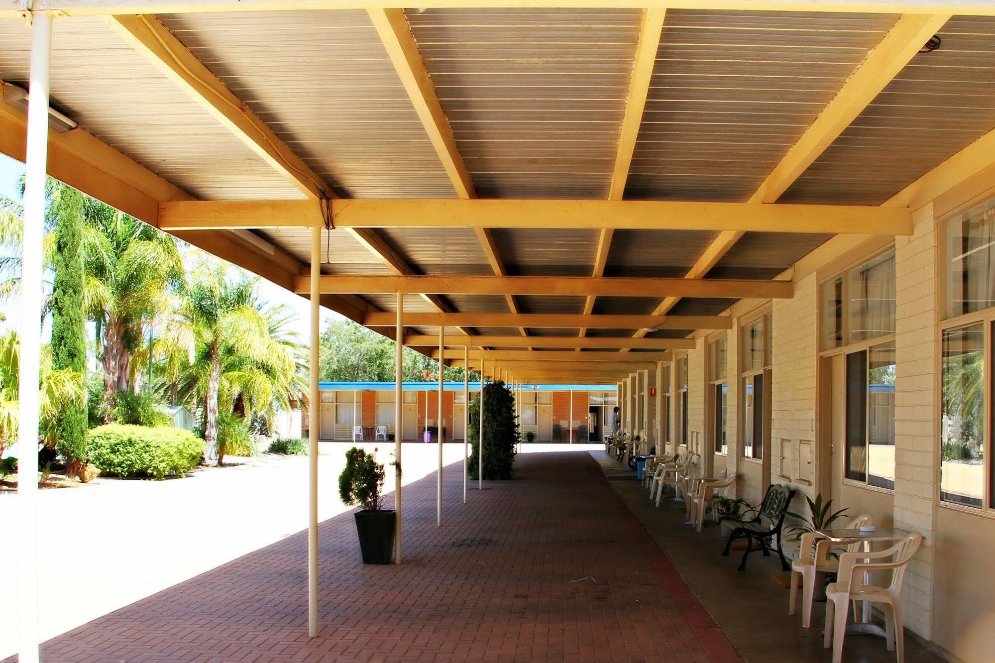 Renmark Motor Inn Екстериор снимка
